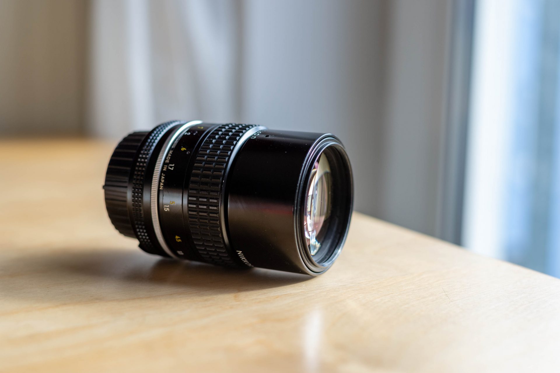 Nikon AI Nikkor 135mm f/2.8 - BLUESPACES PHOTOGRAPHY