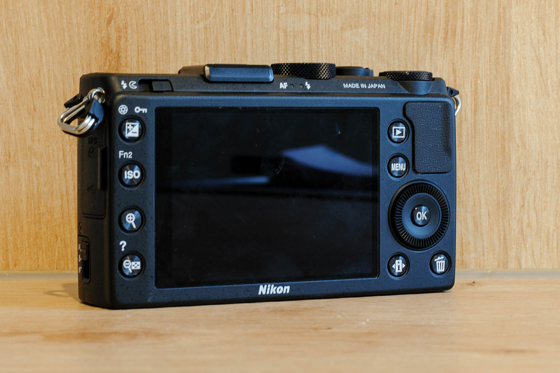 Nikon Coolpix A Rückseite