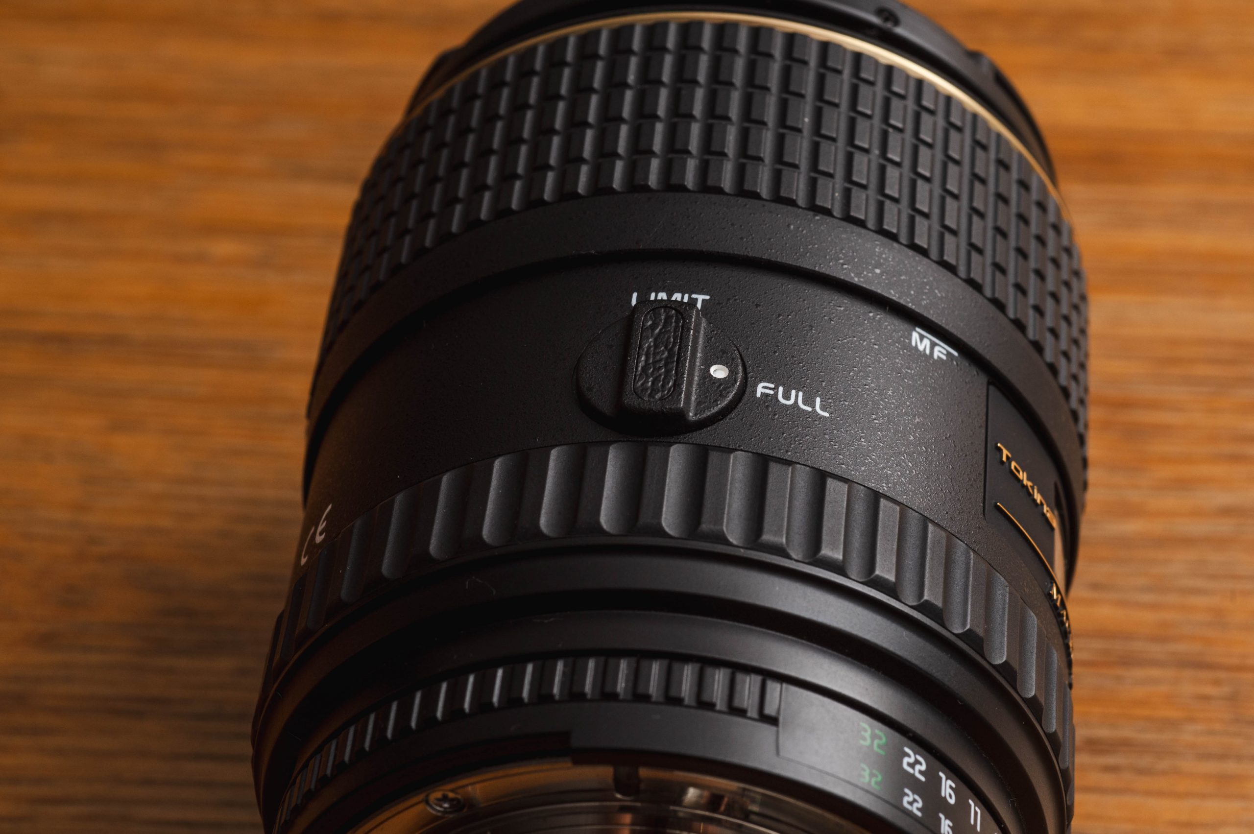 Tokina AT-X M100 AF Pro D