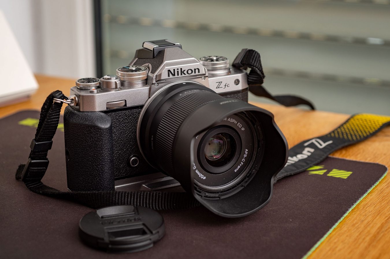 Viltrox 25mm 1.7 Z an einer Nikon Zfc