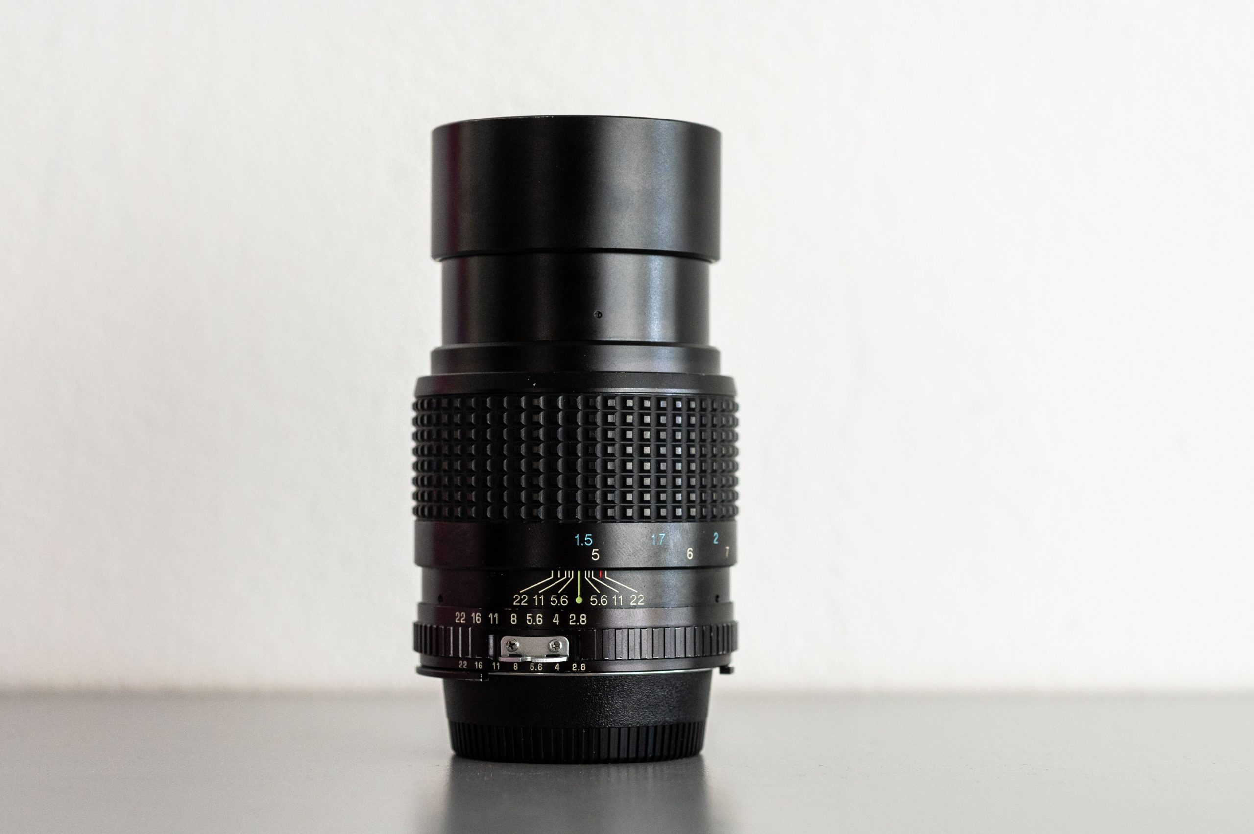 Tokina RMC 135mm f/2.8