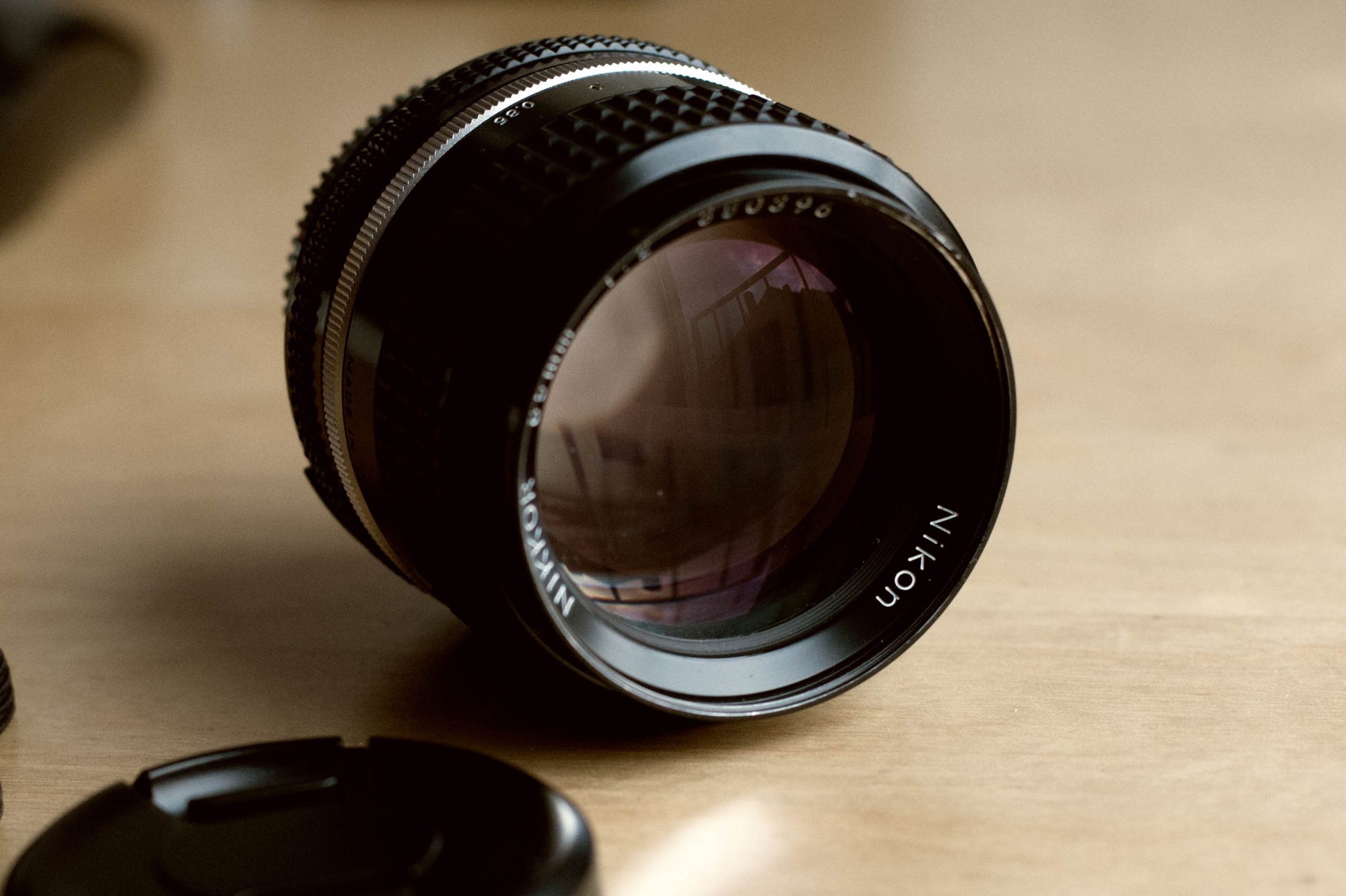 Nikon AI-s Nikkor 85mm f/2.0