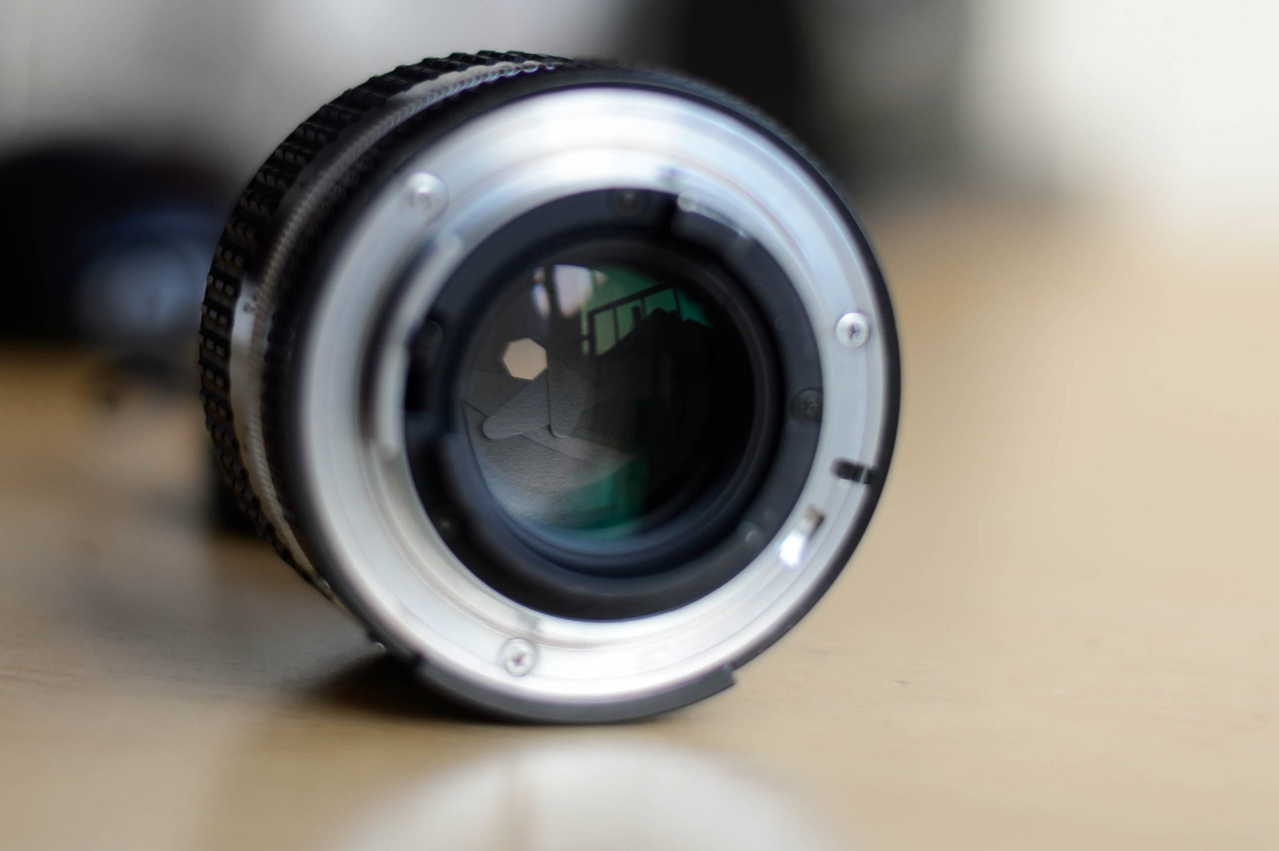 Nikon AI-s Nikkor 85mm f/2.0