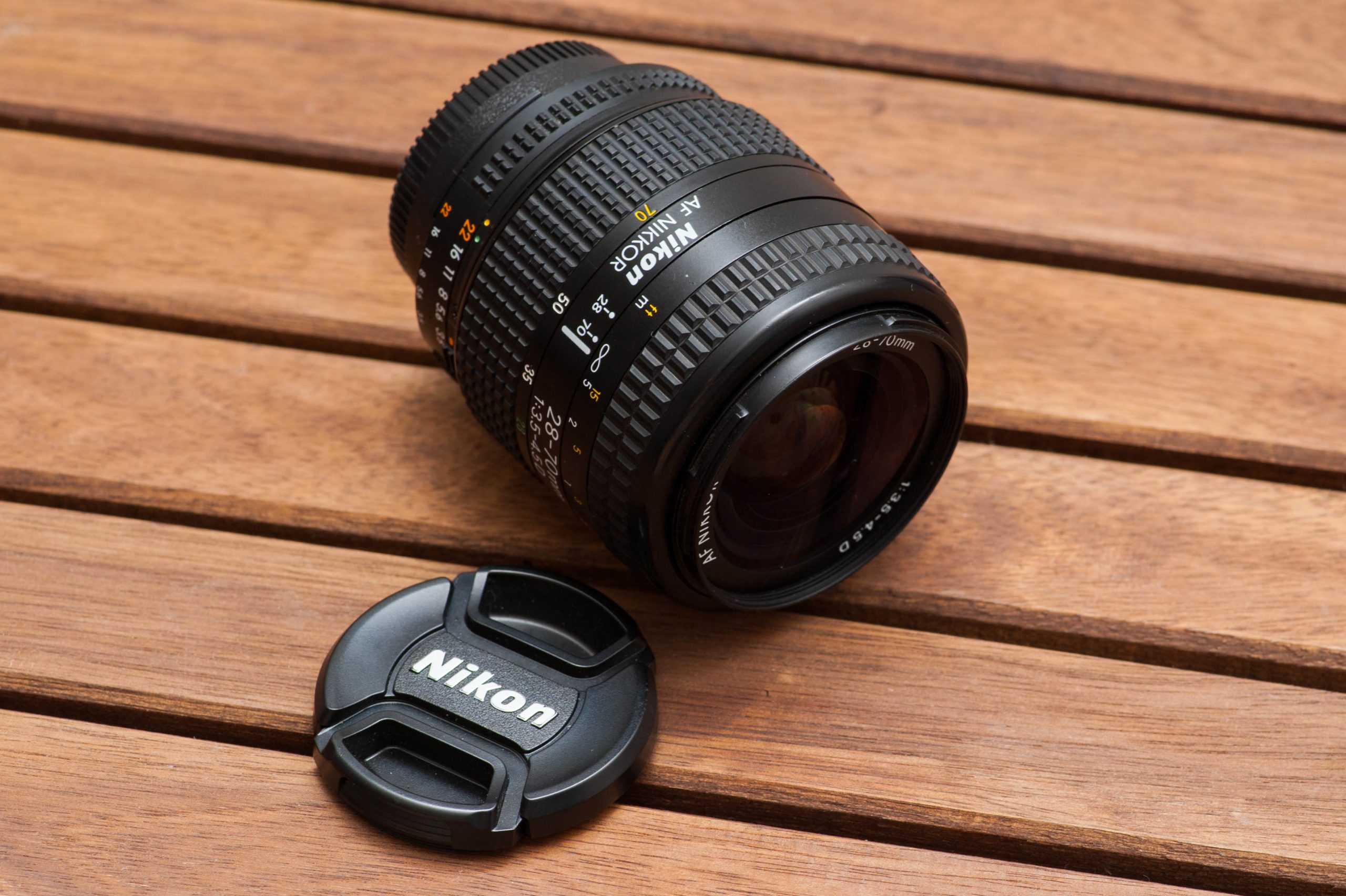 Nikon AF Nikkor 28-70mm f/3.5-4.5 D