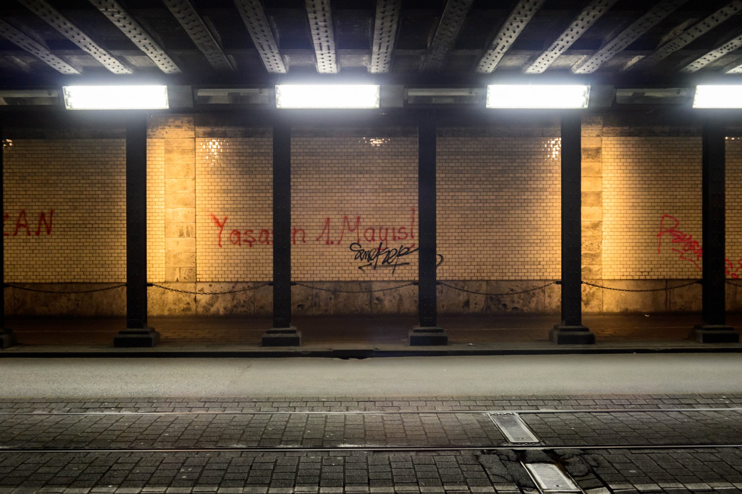 Fotografiert mit MIR1-B 2.8/37 an einer Nikon Df mit Wecellent M42-Adapter