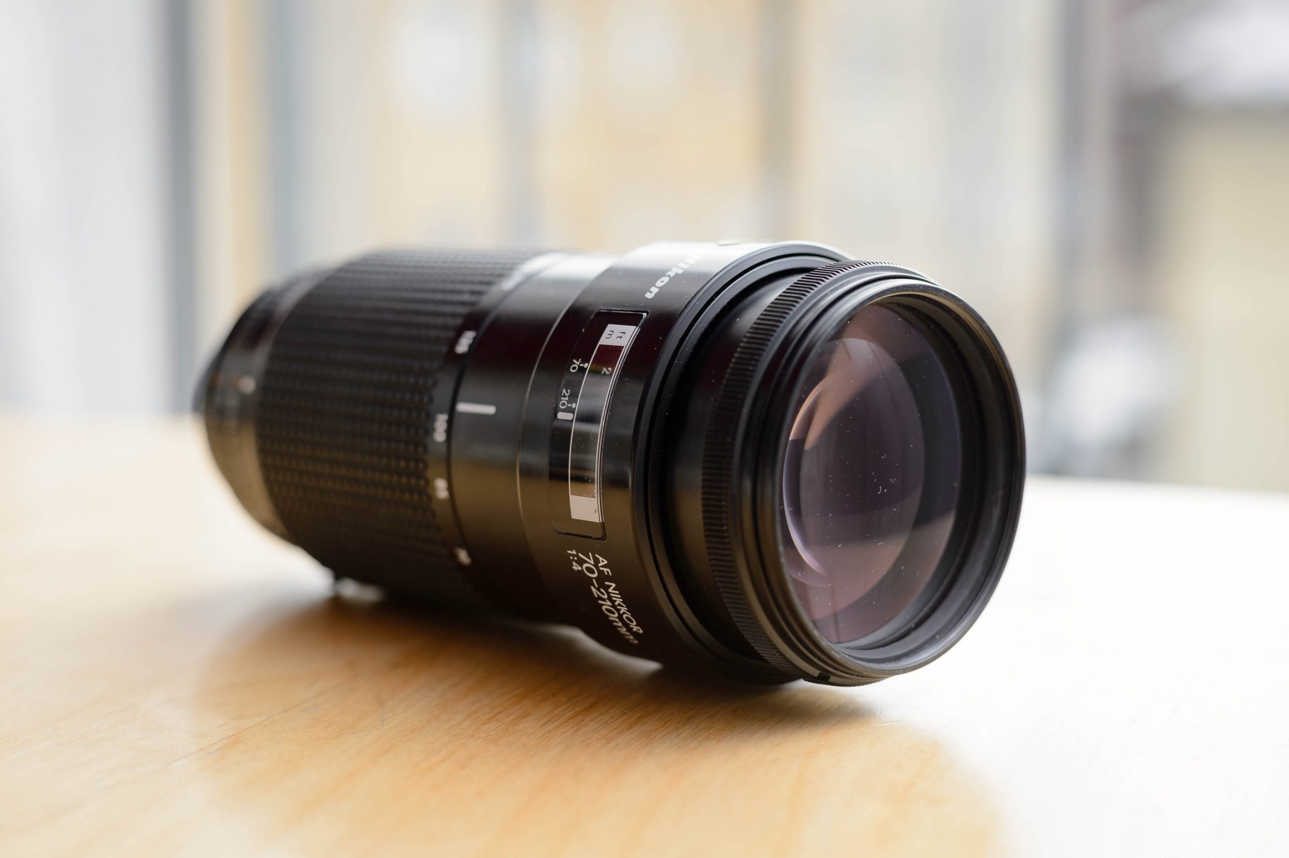 Nikon AF Nikkor 70-210mm f/4