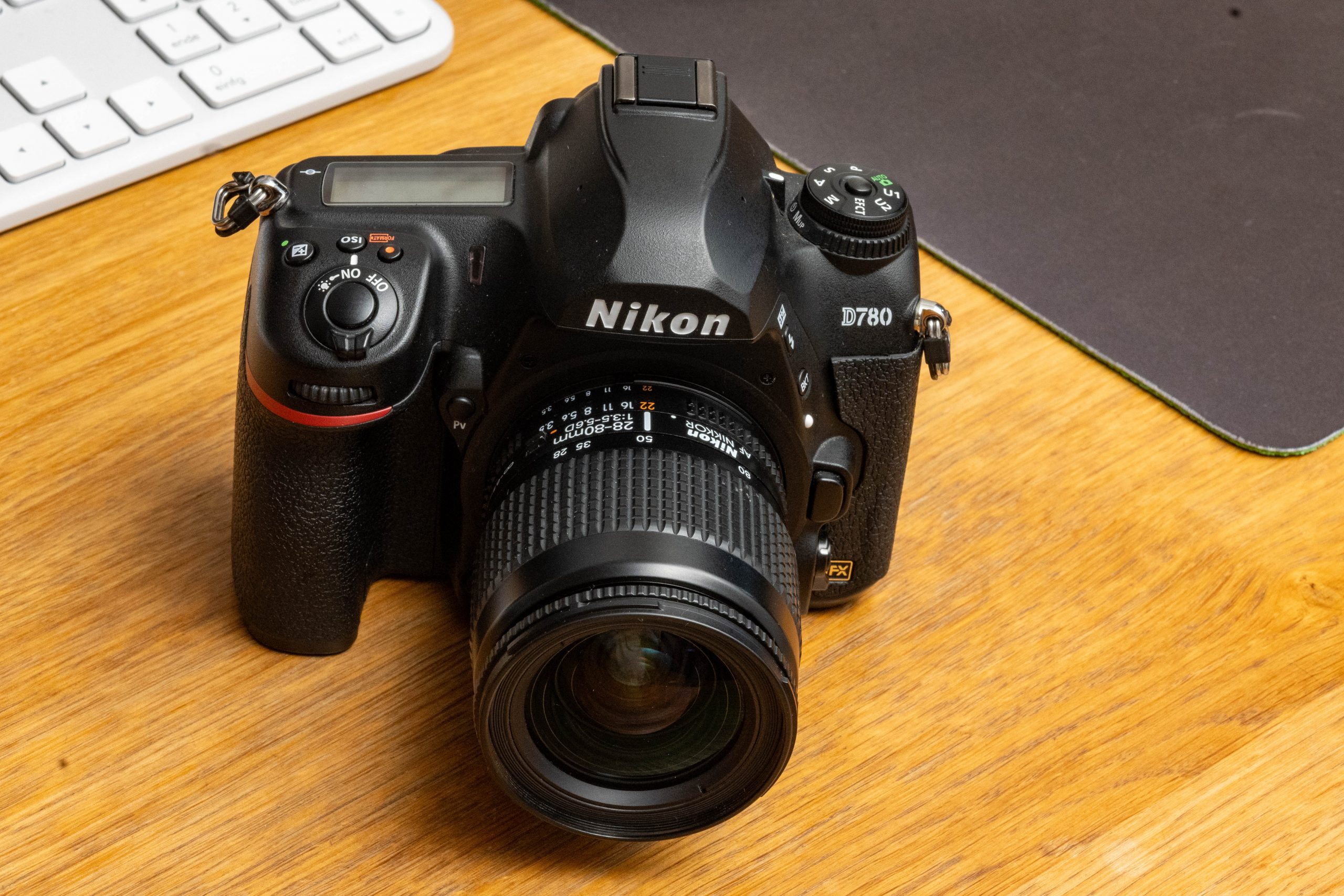 Nikon AF Nikkor 28-80mm f/3.5-5.6 D